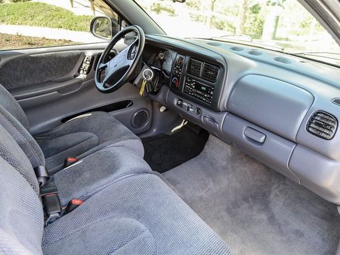 Used 1998 Dodge Dakota SLT image 16