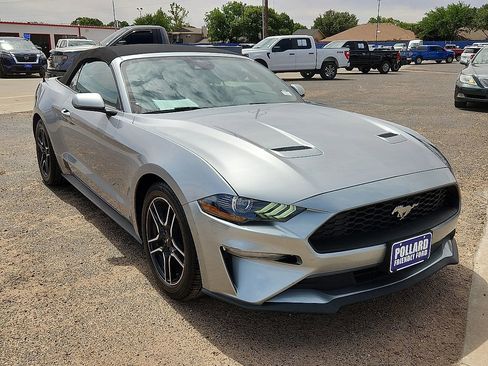 Used 2023 Ford Mustang Premium RWD image 4