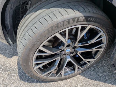 Used 2024 BMW X5 M Competition AWD/4WD image 15