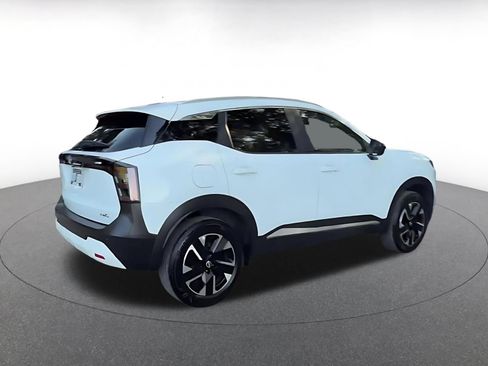 Used 2026 Nissan Kicks SV w/ Cold Weather Package AWD/4WD image 12
