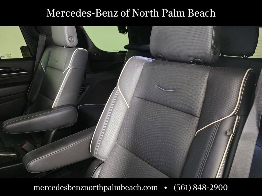 Used 2022 Cadillac Escalade Sport AWD/4WD image 16