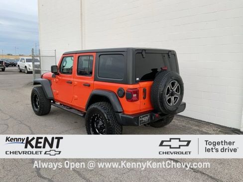 Used 2018 Jeep Wrangler Unlimited Sport S image 34