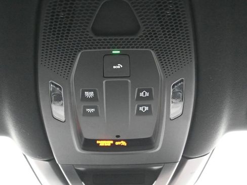 Certified 2024 Porsche Cayenne Coupe image 24