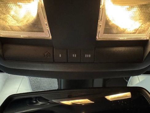 Used 2019 Dodge Challenger SRT Hellcat Redeye RWD image 34