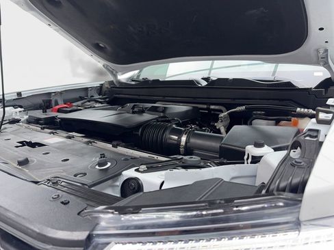 Used 2024 GMC Canyon AT4 w/ AT4 Premium Package image 16