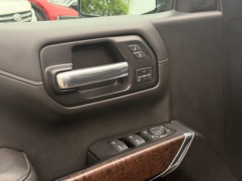 Used 2019 GMC Sierra 1500 Denali w/ Denali Ultimate Package AWD/4WD image 19