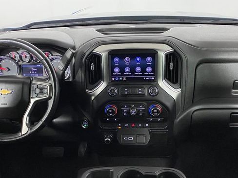 Certified 2019 Chevrolet Silverado 1500 LT w/ All-Star Edition image 18