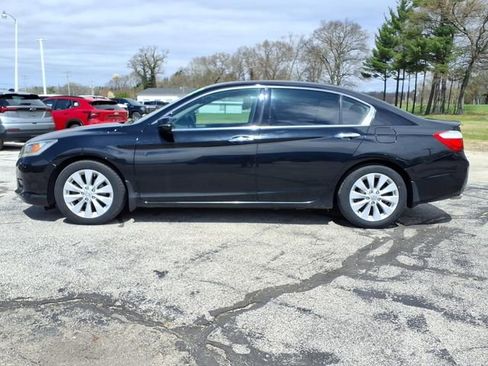 Used 2013 Honda Accord Touring image 4