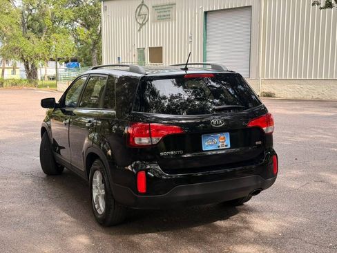 Used 2014 Kia Sorento LX FWD image 7