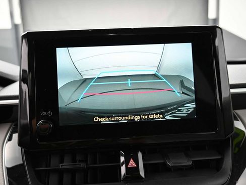 Used 2021 GMC Canyon AT4 w/ Driver Alert Package AWD/4WD image 7