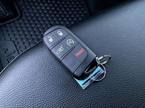 New 2026 Jeep Compass Latitude image 24