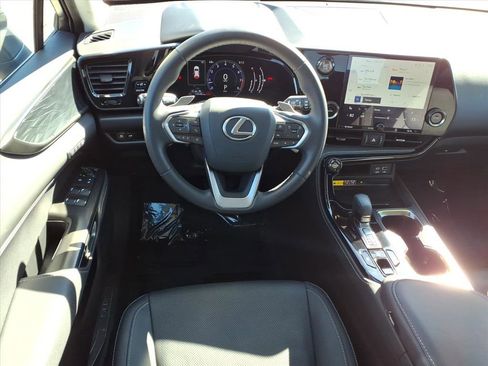 Used 2022 Lexus NX 250 250 Premium image 8