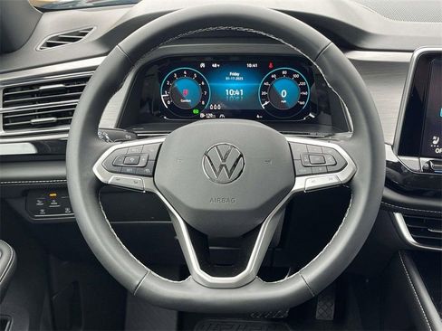 New 2025 Volkswagen Atlas Cross Sport SE image 11