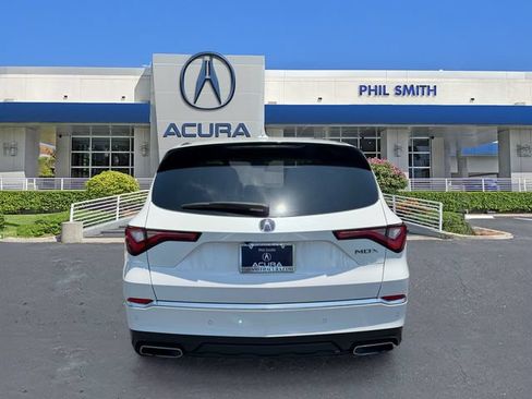 Certified 2024 Acura MDX FWD w/ Technology Package image 6