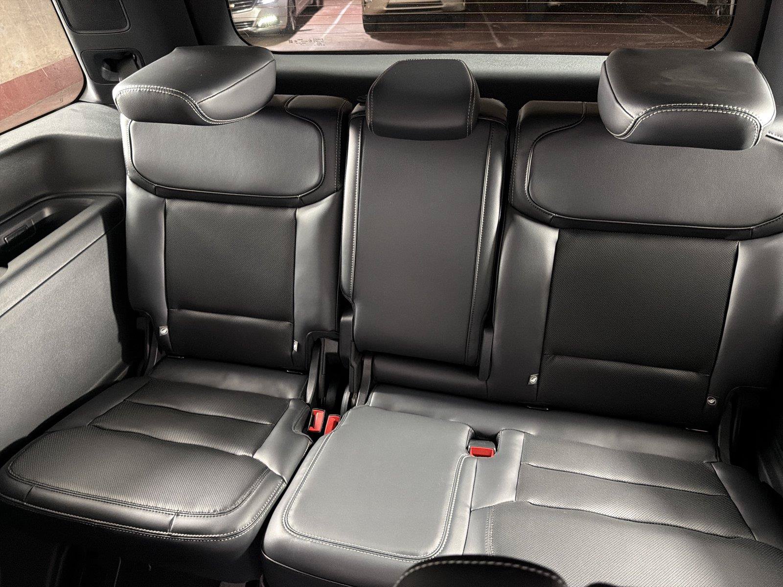 New 2027 Ford Expedition Platinum w/ Stealth Performance Package AWD/4WD image 22