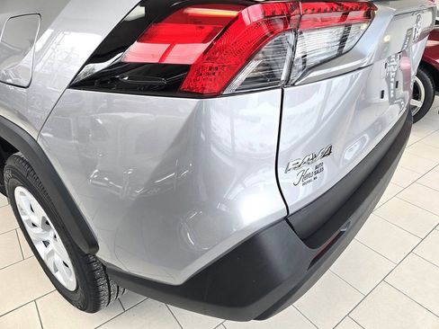 Used 2025 Toyota RAV4 LE image 12