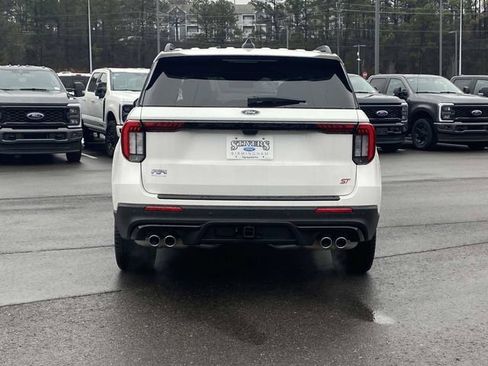 New 2026 Ford Explorer ST w/ Sun And Sound Package AWD/4WD image 4