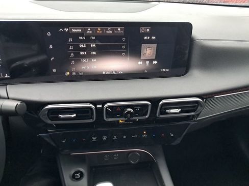 New 2026 Nissan Sentra SR w/ SR Premium Package image 19