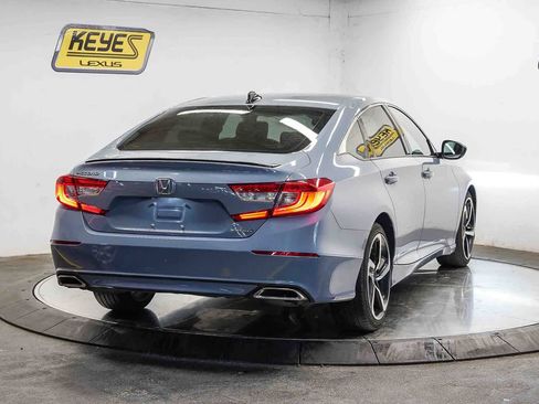 Used 2021 Honda Accord Sport image 4