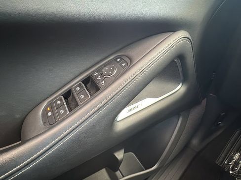 Used 2023 INFINITI QX60 Sensory AWD/4WD image 31