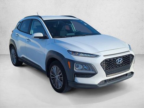 Used 2021 Hyundai Kona SEL w/ Cargo Package FWD image 3