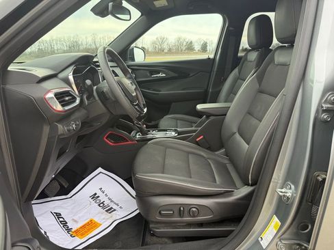 Used 2023 Chevrolet TrailBlazer RS w/ Convenience Package image 24