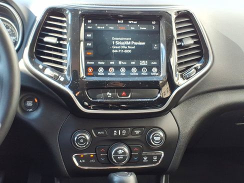 Used 2020 Jeep Cherokee Limited w/ Trailer Tow Group AWD/4WD image 12