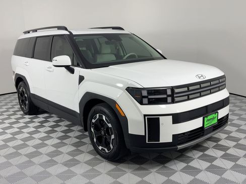 Used 2025 Hyundai Santa Fe SEL image 7