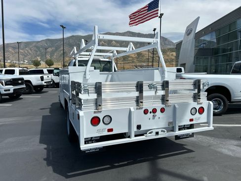 New 2025 Ford F550 4x4 Regular Cab Super Duty image 7