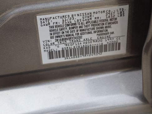 Used 2024 Nissan Sentra S FWD image 25