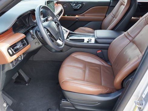 Used 2021 Lincoln Aviator Reserve w/ Equipment Group 201A image 15