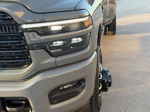 New 2026 RAM 3500 Laramie AWD/4WD image 10