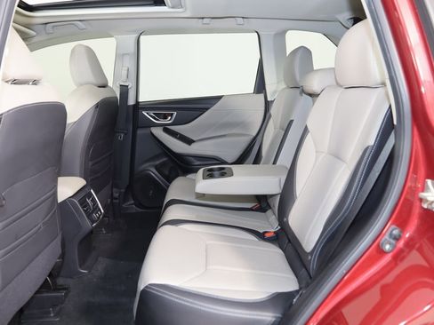 Used 2021 Subaru Forester Limited image 49