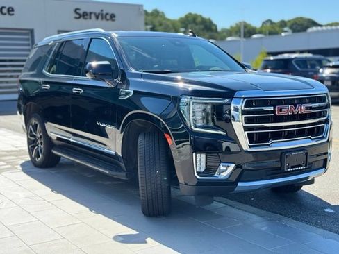 Used 2023 GMC Yukon SLT AWD/4WD image 9