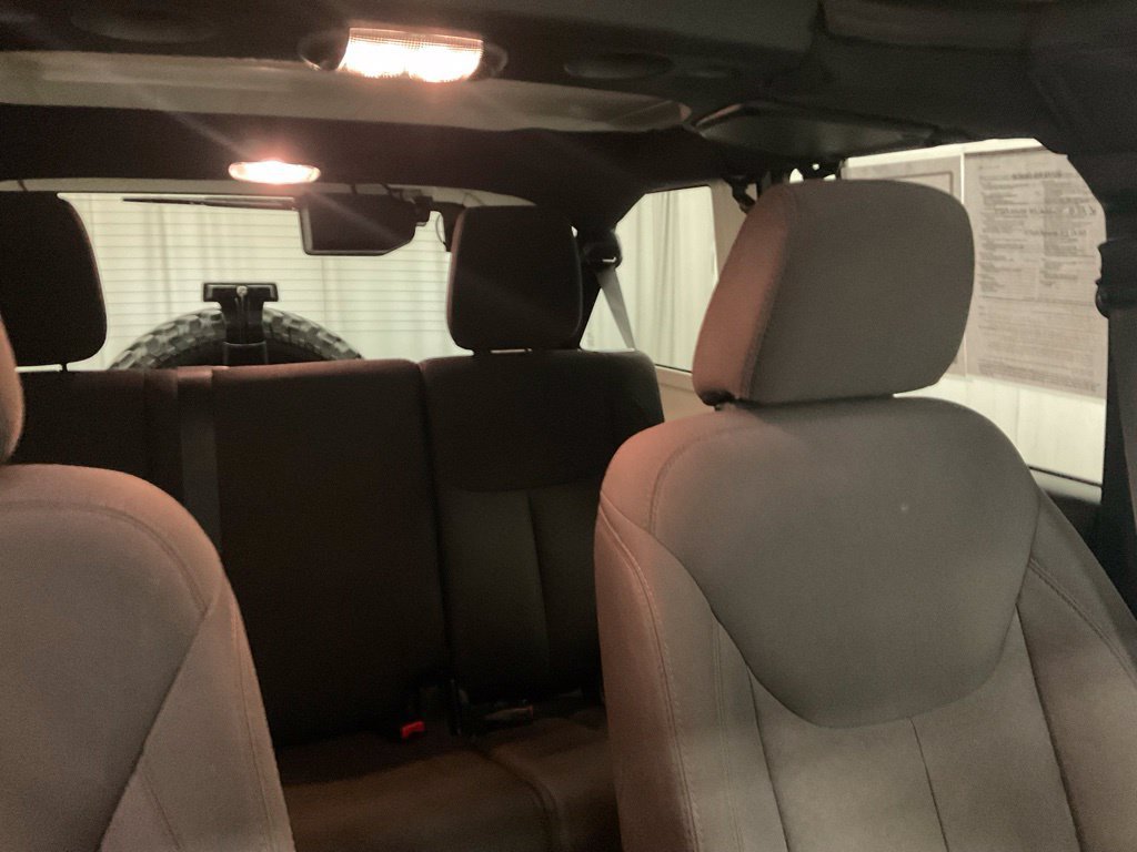 Used 2018 Jeep Wrangler Unlimited Sport AWD/4WD image 24