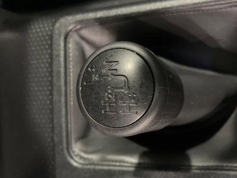 Used 2010 Toyota FJ Cruiser 4WD image 15