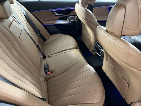 New 2026 Mercedes-Benz E 350 4MATIC Sedan image 25