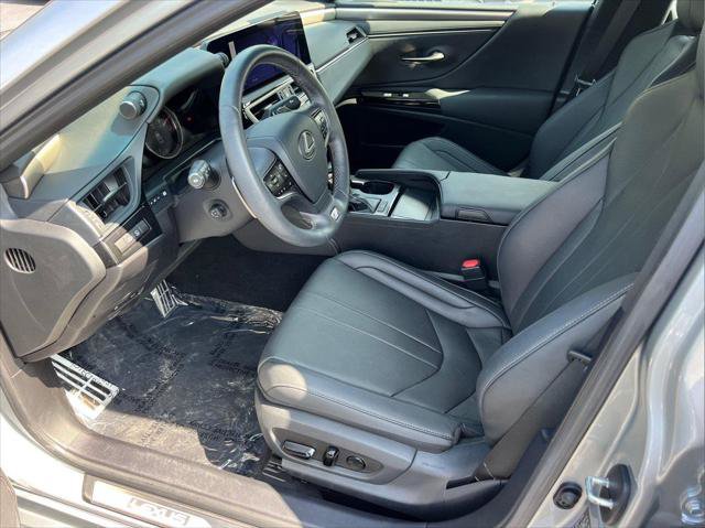 Certified 2023 Lexus ES 350 F Sport FWD image 9