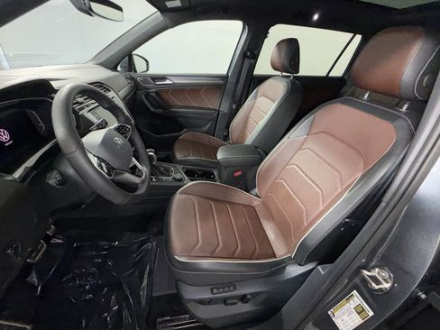 Used 2024 Volkswagen Tiguan SEL R-Line AWD/4WD image 13