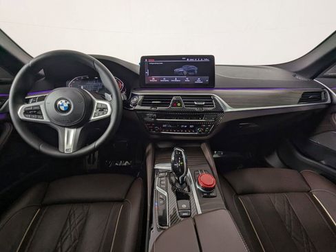 Used 2021 BMW 540i w/ Executive Package image 16