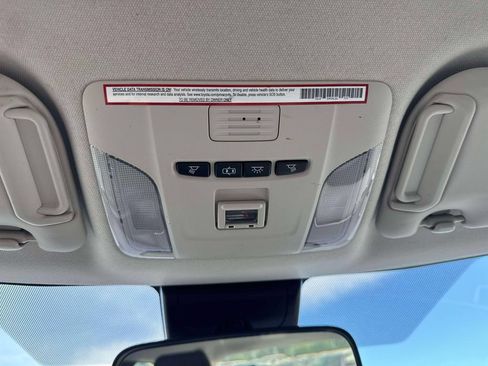 Used 2021 Toyota Corolla LE FWD image 33