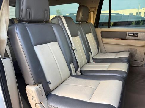 Used 2007 Ford Expedition EL Eddie Bauer image 17