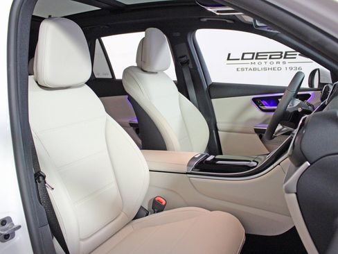 Certified 2025 Mercedes-Benz GLC 300 4MATIC image 31