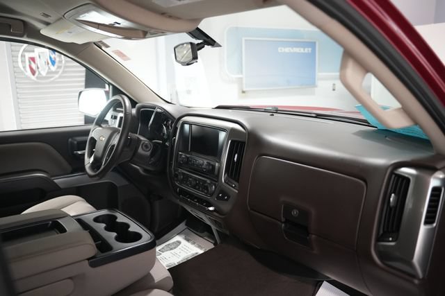 Used 2018 Chevrolet Silverado 1500 LT w/ All Star Edition AWD/4WD image 21
