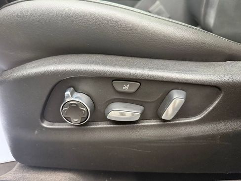 Used 2019 Cadillac XT4 Sport AWD/4WD image 20