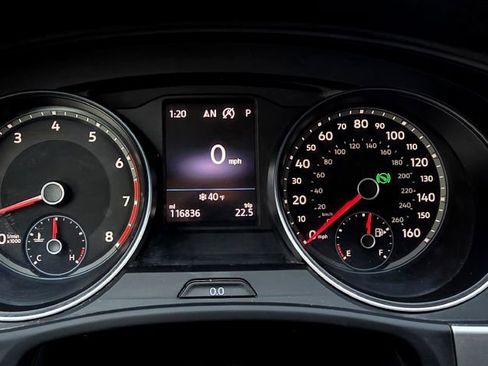 Used 2018 Volkswagen Atlas SE image 15