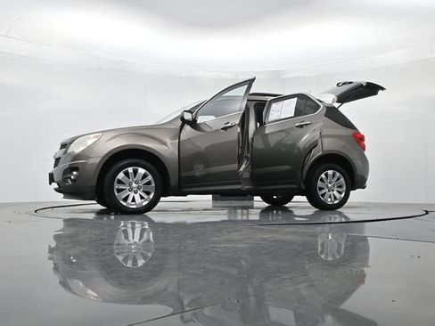 Used 2011 Chevrolet Equinox LT AWD/4WD image 52