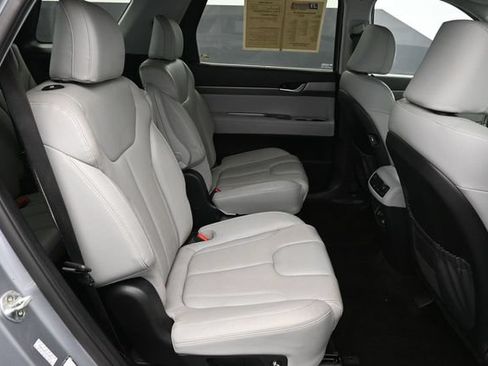 Used 2020 Hyundai Palisade SEL w/ Premium Package FWD image 31