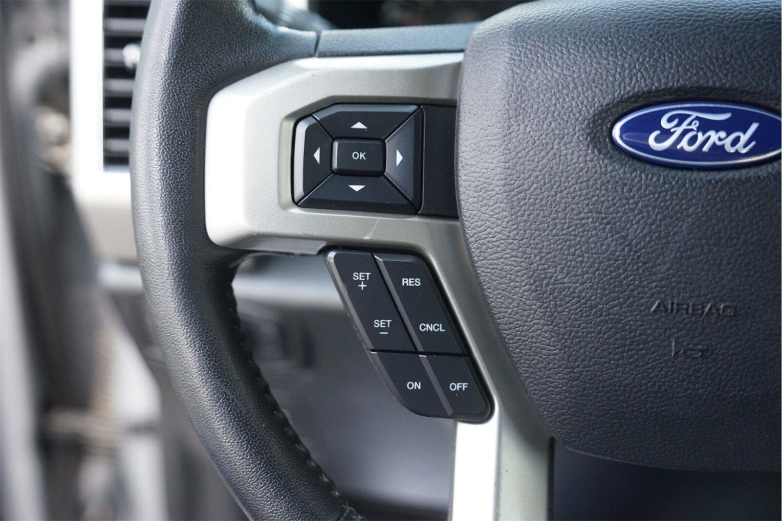 Used 2020 Ford F150 Lariat RWD image 22