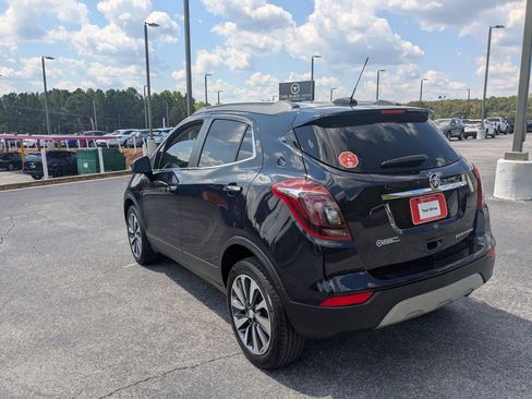 Used 2022 Buick Encore Preferred w/ Safety Package image 7